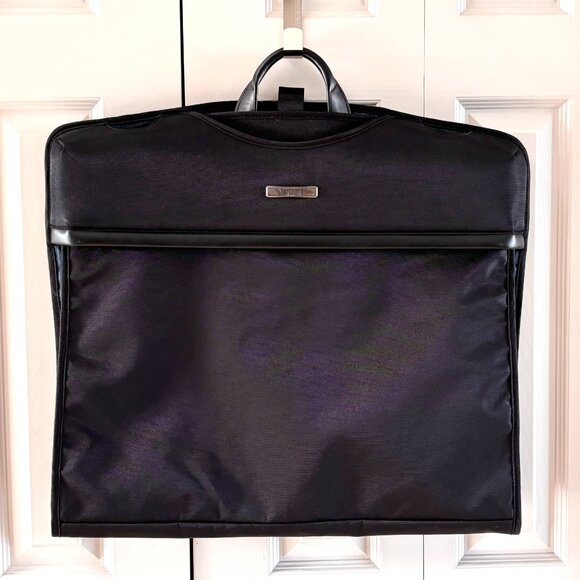 Hartmann Metropolitan 2 Garment Sleeve — Executive Travel Style - Picture 1 of 11
